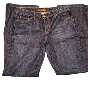 W Bootcut Jeans Size 10/30, dark rinse.